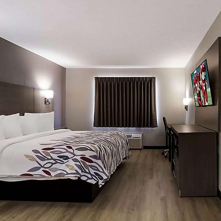 Motel Super 8 By Wyndham Marston Exteriér fotografie