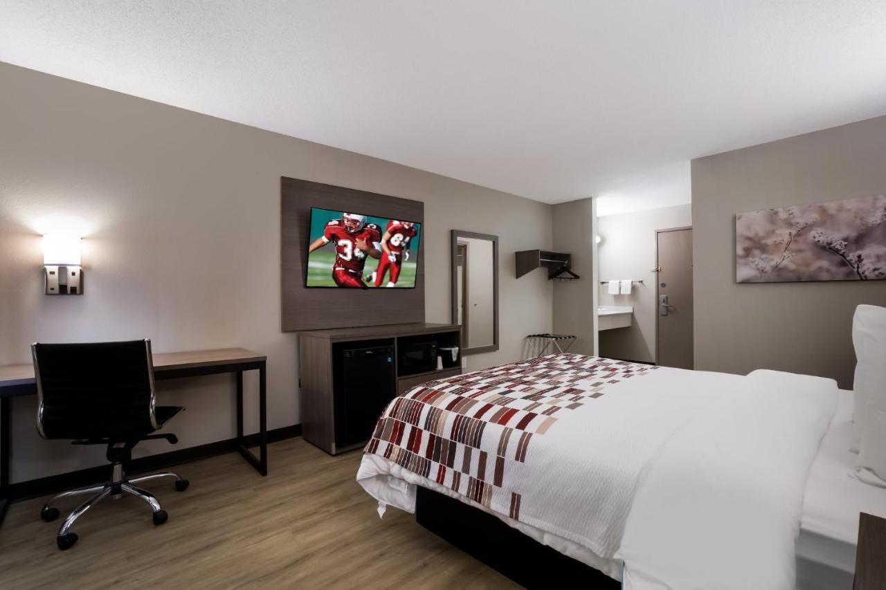 Motel Super 8 By Wyndham Marston Exteriér fotografie