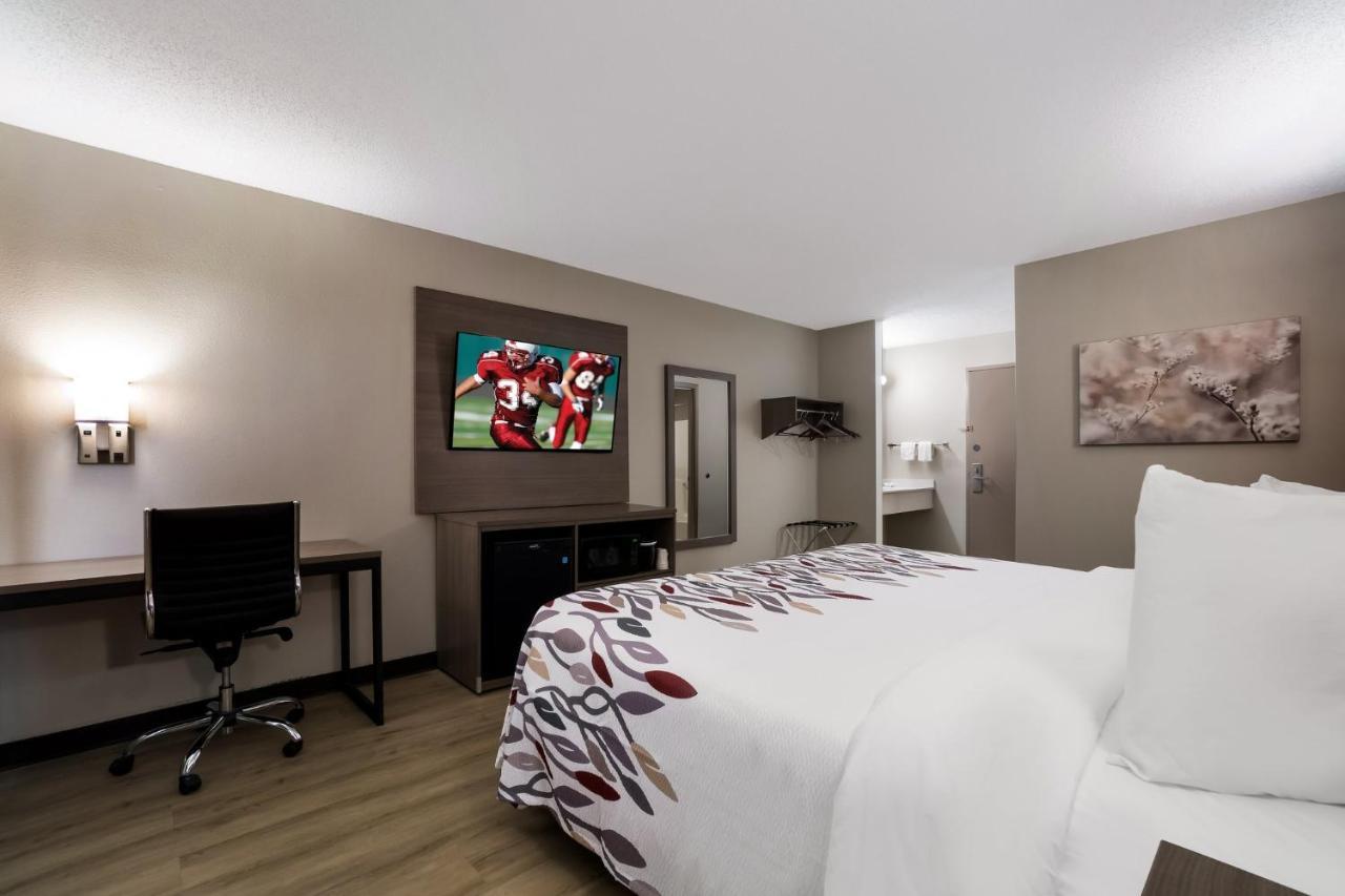 Motel Super 8 By Wyndham Marston Exteriér fotografie